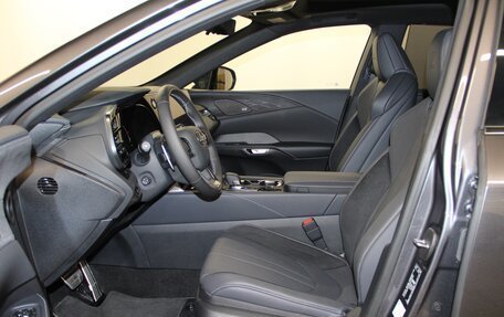 Lexus RX IV рестайлинг, 2025 год, 13 990 000 рублей, 9 фотография