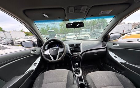 Hyundai Solaris II рестайлинг, 2013 год, 675 000 рублей, 12 фотография