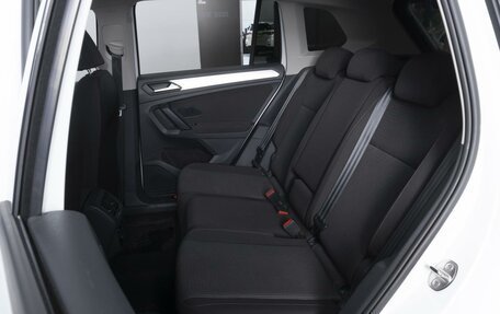 Volkswagen Tiguan II, 2019 год, 2 029 000 рублей, 9 фотография