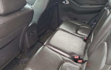 Nissan Pathfinder, 2011 год, 975 000 рублей, 12 фотография