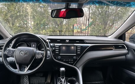Toyota Camry, 2019 год, 2 530 000 рублей, 7 фотография