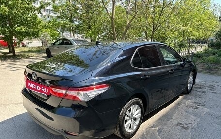 Toyota Camry, 2019 год, 2 530 000 рублей, 4 фотография