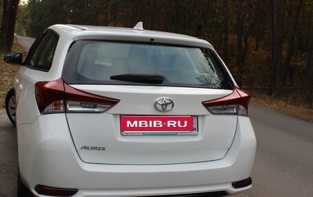 Toyota Auris II, 2018 год, 1 770 000 рублей, 6 фотография