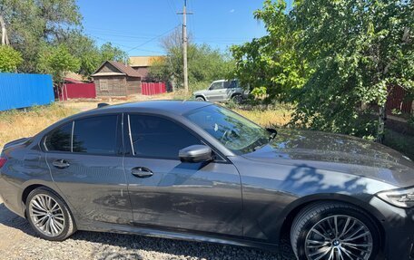 BMW 3 серия, 2019 год, 2 530 000 рублей, 2 фотография