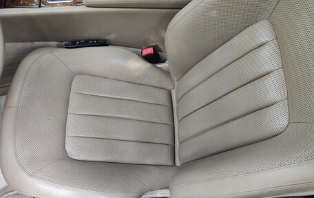 Mercedes-Benz CLS, 2011 год, 2 400 000 рублей, 26 фотография