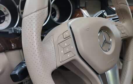Mercedes-Benz CLS, 2011 год, 2 400 000 рублей, 29 фотография