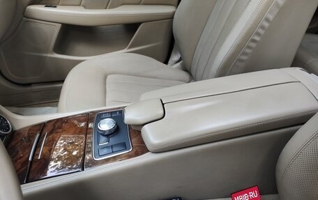 Mercedes-Benz CLS, 2011 год, 2 400 000 рублей, 27 фотография