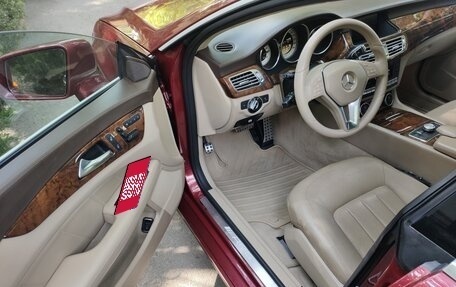 Mercedes-Benz CLS, 2011 год, 2 400 000 рублей, 25 фотография