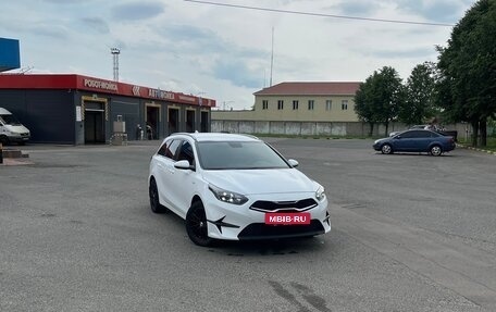 KIA cee'd III, 2023 год, 2 450 000 рублей, 23 фотография