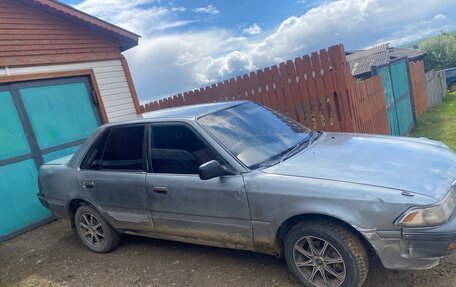 Toyota Corona VIII (T170), 1989 год, 130 000 рублей, 4 фотография