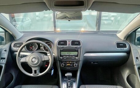 Volkswagen Golf VI, 2010 год, 850 111 рублей, 11 фотография