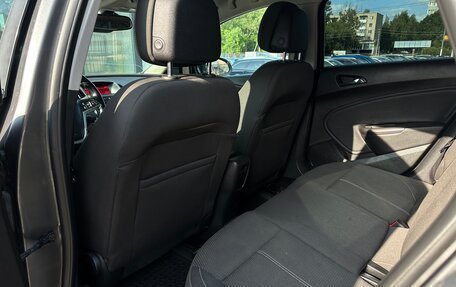 Opel Astra J, 2011 год, 830 000 рублей, 15 фотография
