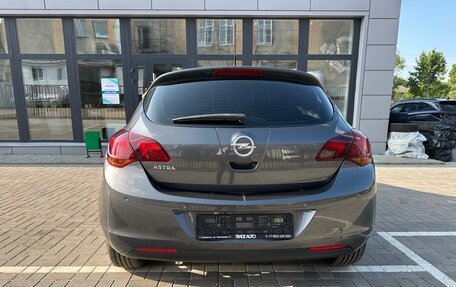 Opel Astra J, 2011 год, 830 000 рублей, 24 фотография
