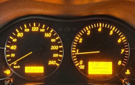 Toyota Avensis III рестайлинг, 2006 год, 599 000 рублей, 11 фотография