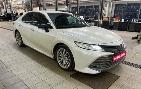 Toyota Camry, 2018 год, 2 899 000 рублей, 4 фотография
