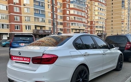 BMW 3 серия, 2015 год, 2 400 000 рублей, 3 фотография