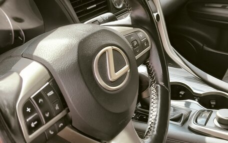 Lexus RX IV рестайлинг, 2018 год, 3 500 000 рублей, 12 фотография