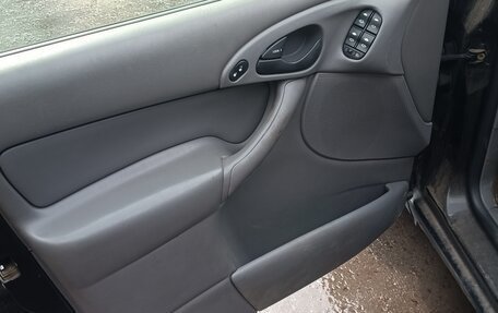 Ford Focus IV, 2002 год, 204 000 рублей, 10 фотография