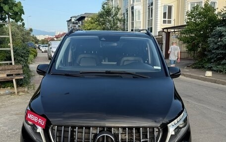 Mercedes-Benz V-Класс, 2016 год, 3 500 000 рублей, 4 фотография