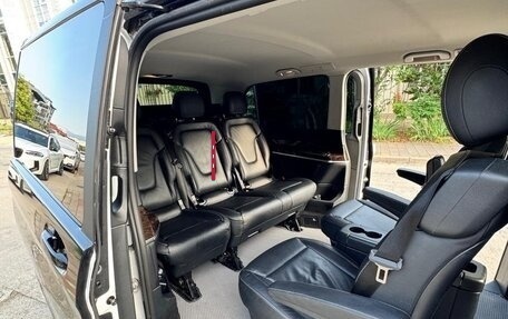Mercedes-Benz V-Класс, 2016 год, 3 500 000 рублей, 13 фотография