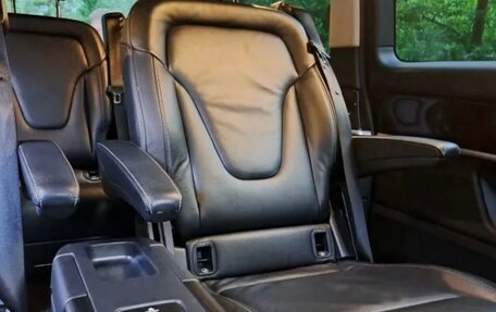 Mercedes-Benz V-Класс, 2016 год, 3 500 000 рублей, 17 фотография