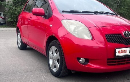 Toyota Yaris III рестайлинг, 2008 год, 700 000 рублей, 10 фотография