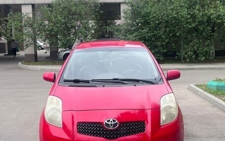 Toyota Yaris III рестайлинг, 2008 год, 700 000 рублей, 8 фотография