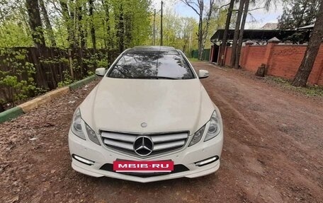 Mercedes-Benz E-Класс, 2012 год, 1 890 000 рублей, 8 фотография