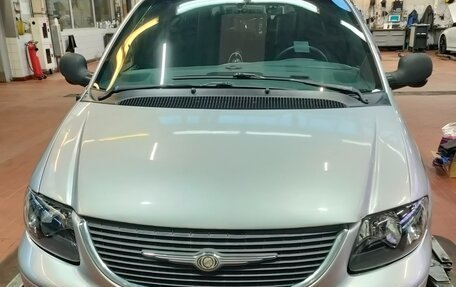 Chrysler Town & Country IV, 2001 год, 650 000 рублей, 4 фотография
