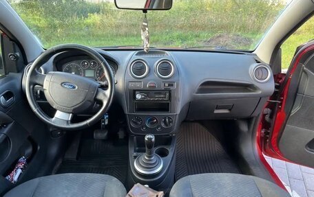 Ford Fiesta, 2006 год, 400 000 рублей, 6 фотография