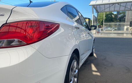 Hyundai Solaris II рестайлинг, 2015 год, 830 000 рублей, 7 фотография