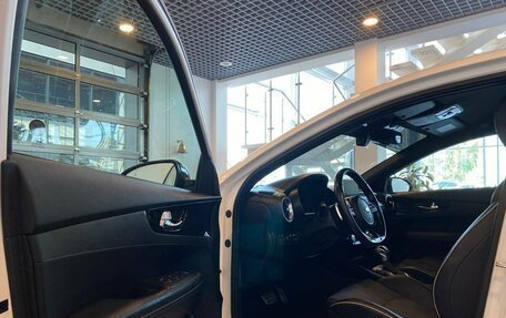 KIA Cerato IV, 2020 год, 2 300 000 рублей, 21 фотография