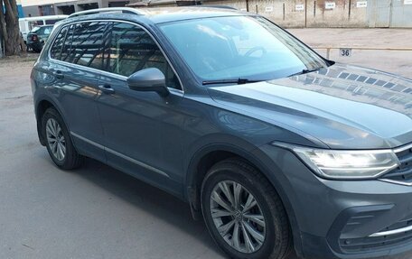 Volkswagen Tiguan II, 2021 год, 3 498 000 рублей, 2 фотография