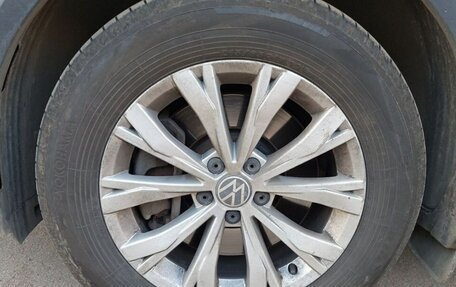 Volkswagen Tiguan II, 2021 год, 3 498 000 рублей, 13 фотография
