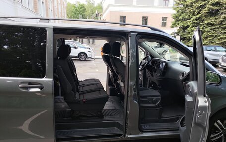 Mercedes-Benz Vito, 2019 год, 4 900 000 рублей, 13 фотография