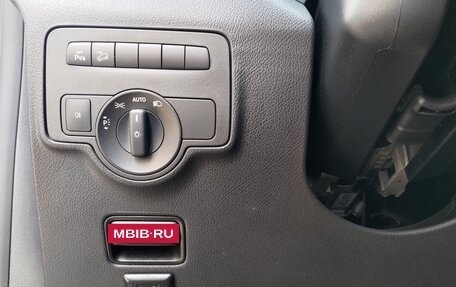 Mercedes-Benz Vito, 2019 год, 4 900 000 рублей, 17 фотография