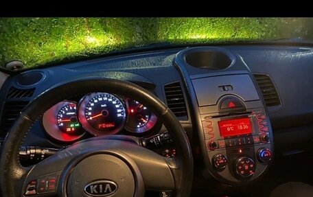 KIA Soul I рестайлинг, 2010 год, 1 000 000 рублей, 3 фотография