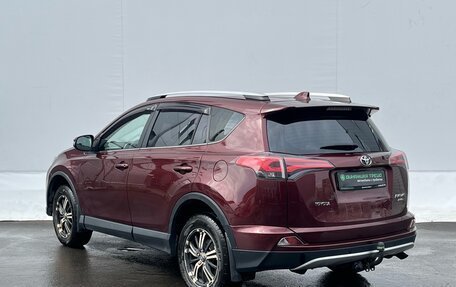 Toyota RAV4, 2018 год, 2 350 000 рублей, 6 фотография