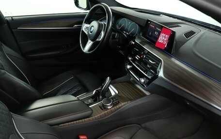 BMW 5 серия, 2019 год, 3 490 000 рублей, 9 фотография