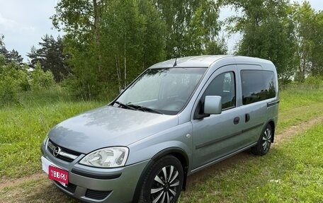 Opel Combo C, 2008 год, 650 000 рублей, 1 фотография