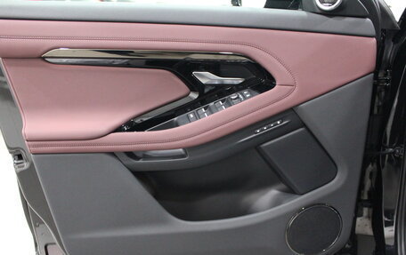 Land Rover Range Rover Evoque II, 2024 год, 6 290 000 рублей, 7 фотография
