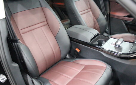 Land Rover Range Rover Evoque II, 2024 год, 6 290 000 рублей, 32 фотография