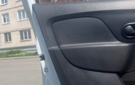 Renault Logan II, 2014 год, 550 000 рублей, 14 фотография