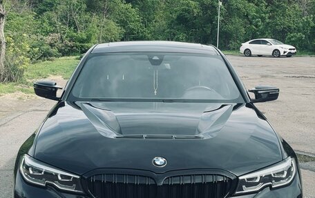 BMW 3 серия, 2019 год, 2 850 000 рублей, 4 фотография