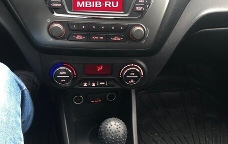 KIA Rio III рестайлинг, 2012 год, 710 000 рублей, 5 фотография