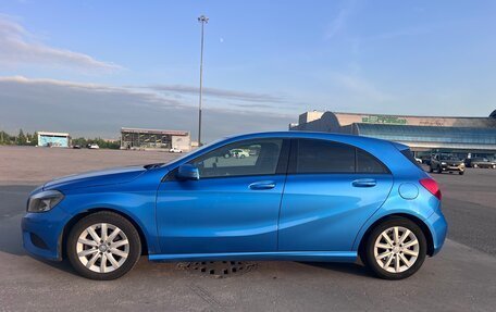 Mercedes-Benz A-Класс, 2015 год, 1 480 000 рублей, 3 фотография