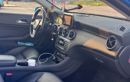 Mercedes-Benz A-Класс, 2015 год, 1 480 000 рублей, 11 фотография