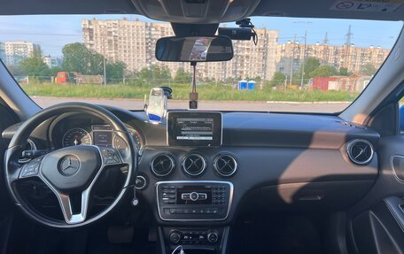 Mercedes-Benz A-Класс, 2015 год, 1 480 000 рублей, 14 фотография