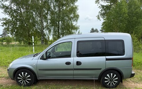 Opel Combo C, 2008 год, 650 000 рублей, 2 фотография