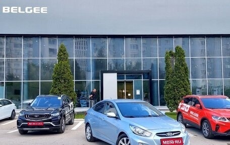 Hyundai Solaris II рестайлинг, 2011 год, 578 000 рублей, 1 фотография